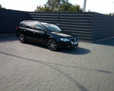 Чорний Фольксваген Пассат, об'ємом двигуна 2 л та пробігом 237 тис. км за 7100 $, фото 1 на Automoto.ua