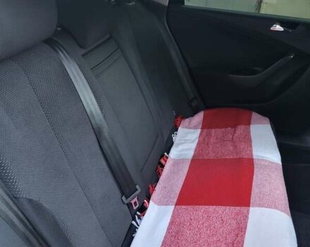 Черный Фольксваген Пассат, объемом двигателя 2 л и пробегом 280 тыс. км за 6400 $, фото 22 на Automoto.ua