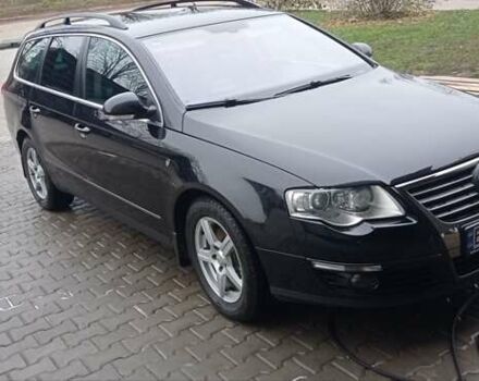 Чорний Фольксваген Пассат, об'ємом двигуна 2 л та пробігом 330 тис. км за 7300 $, фото 18 на Automoto.ua