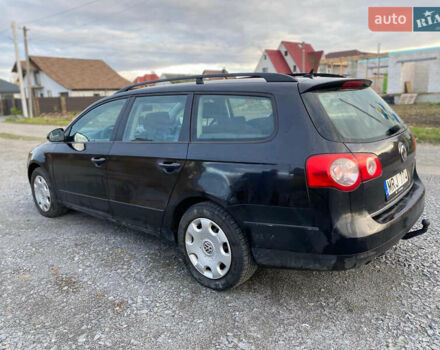 Черный Фольксваген Пассат, объемом двигателя 1.97 л и пробегом 300 тыс. км за 2750 $, фото 3 на Automoto.ua