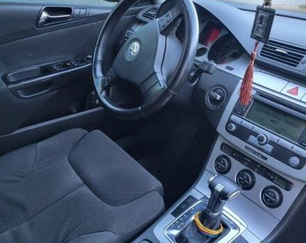 Черный Фольксваген Пассат, объемом двигателя 2 л и пробегом 280 тыс. км за 6400 $, фото 17 на Automoto.ua