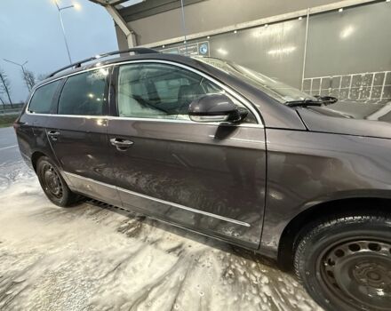 Черный Фольксваген Пассат, объемом двигателя 2 л и пробегом 400 тыс. км за 3500 $, фото 3 на Automoto.ua