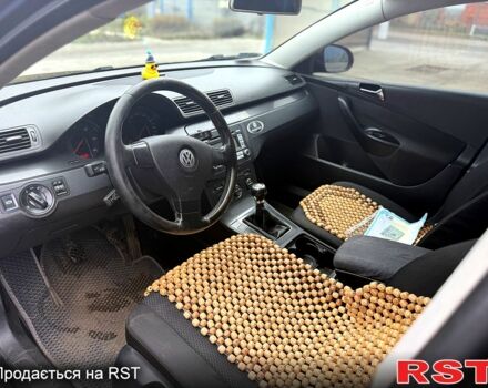 Черный Фольксваген Пассат, объемом двигателя 1.9 л и пробегом 240 тыс. км за 5250 $, фото 7 на Automoto.ua