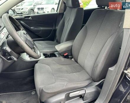 Черный Фольксваген Пассат, объемом двигателя 2 л и пробегом 288 тыс. км за 7290 $, фото 16 на Automoto.ua