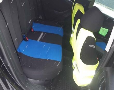 Чорний Фольксваген Пассат, об'ємом двигуна 2 л та пробігом 273 тис. км за 7850 $, фото 9 на Automoto.ua