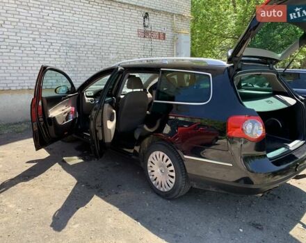 Черный Фольксваген Пассат, объемом двигателя 1.97 л и пробегом 350 тыс. км за 6500 $, фото 4 на Automoto.ua