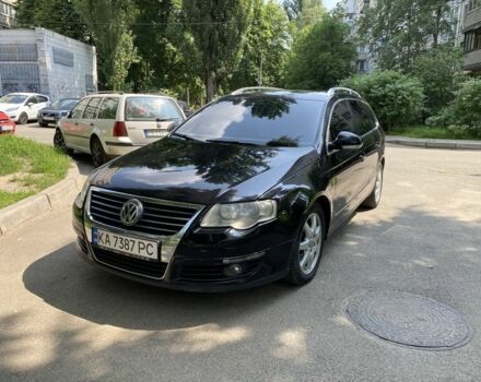 Чорний Фольксваген Пассат, об'ємом двигуна 2 л та пробігом 305 тис. км за 5900 $, фото 1 на Automoto.ua