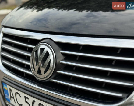 Черный Фольксваген Пассат, объемом двигателя 2 л и пробегом 290 тыс. км за 5699 $, фото 5 на Automoto.ua