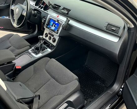 Чорний Фольксваген Пассат, об'ємом двигуна 2 л та пробігом 284 тис. км за 7000 $, фото 7 на Automoto.ua