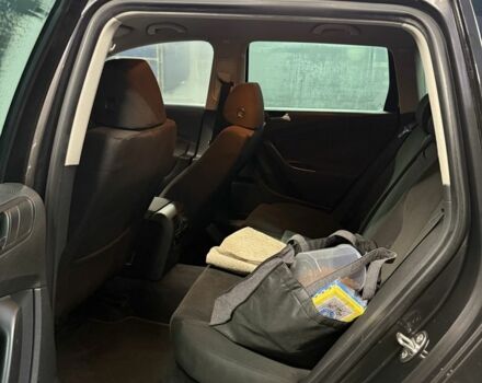 Черный Фольксваген Пассат, объемом двигателя 2 л и пробегом 400 тыс. км за 3500 $, фото 10 на Automoto.ua