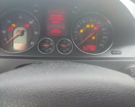 Чорний Фольксваген Пассат, об'ємом двигуна 2 л та пробігом 347 тис. км за 4800 $, фото 2 на Automoto.ua