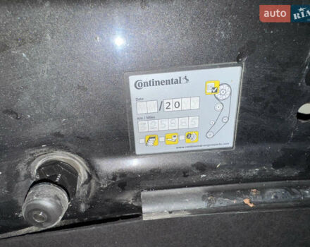 Черный Фольксваген Пассат, объемом двигателя 1.97 л и пробегом 350 тыс. км за 6500 $, фото 9 на Automoto.ua