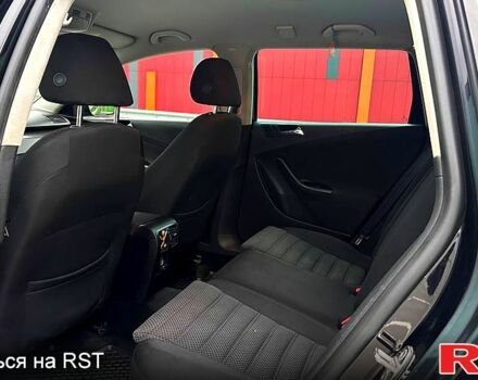 Черный Фольксваген Пассат, объемом двигателя 2 л и пробегом 340 тыс. км за 5700 $, фото 6 на Automoto.ua