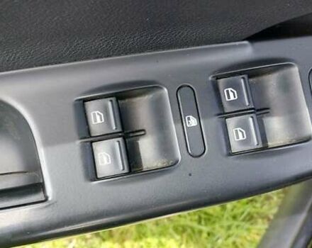 Черный Фольксваген Пассат, объемом двигателя 2 л и пробегом 284 тыс. км за 8500 $, фото 30 на Automoto.ua