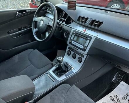 Черный Фольксваген Пассат, объемом двигателя 2 л и пробегом 269 тыс. км за 6700 $, фото 8 на Automoto.ua
