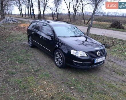 Черный Фольксваген Пассат, объемом двигателя 1.97 л и пробегом 285 тыс. км за 5700 $, фото 1 на Automoto.ua