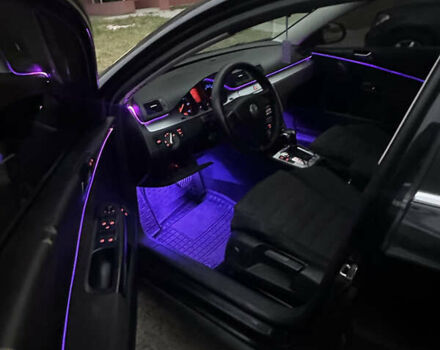 Черный Фольксваген Пассат, объемом двигателя 1.97 л и пробегом 300 тыс. км за 5800 $, фото 7 на Automoto.ua