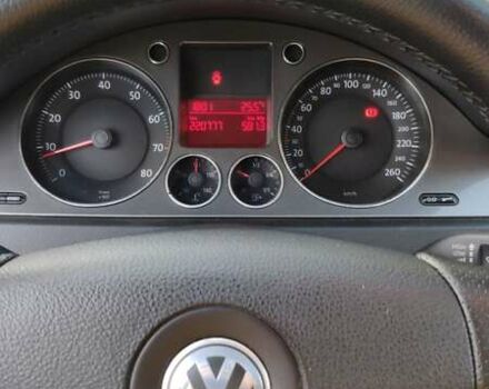 Чорний Фольксваген Пассат, об'ємом двигуна 1.6 л та пробігом 220 тис. км за 6399 $, фото 24 на Automoto.ua