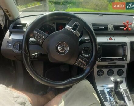 Черный Фольксваген Пассат, объемом двигателя 2 л и пробегом 299 тыс. км за 7000 $, фото 7 на Automoto.ua