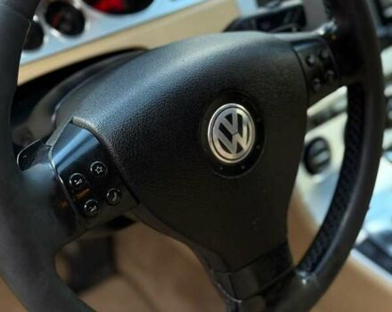 Черный Фольксваген Пассат, объемом двигателя 1.97 л и пробегом 320 тыс. км за 6950 $, фото 24 на Automoto.ua