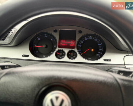 Черный Фольксваген Пассат, объемом двигателя 1.97 л и пробегом 370 тыс. км за 4700 $, фото 44 на Automoto.ua