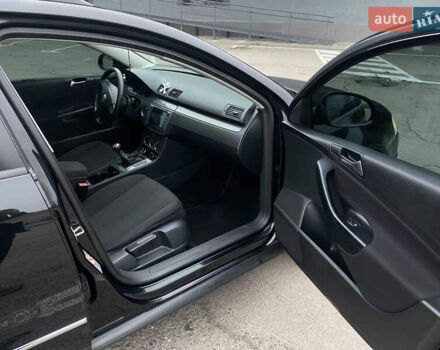 Чорний Фольксваген Пассат, об'ємом двигуна 1.9 л та пробігом 352 тис. км за 5900 $, фото 13 на Automoto.ua