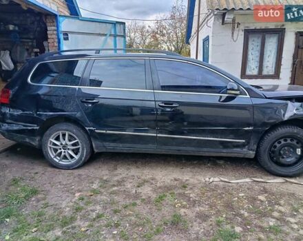 Черный Фольксваген Пассат, объемом двигателя 1.97 л и пробегом 314 тыс. км за 2800 $, фото 7 на Automoto.ua