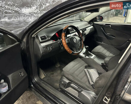 Чорний Фольксваген Пассат, об'ємом двигуна 1.97 л та пробігом 261 тис. км за 6000 $, фото 6 на Automoto.ua