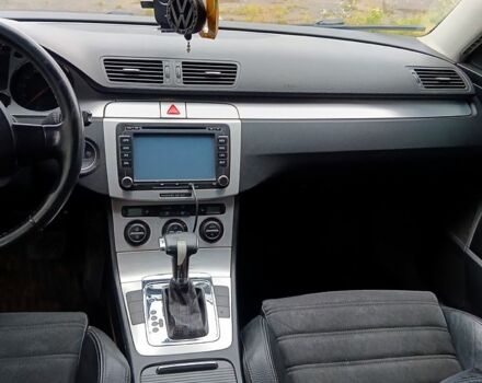 Черный Фольксваген Пассат, объемом двигателя 2 л и пробегом 340 тыс. км за 5950 $, фото 1 на Automoto.ua