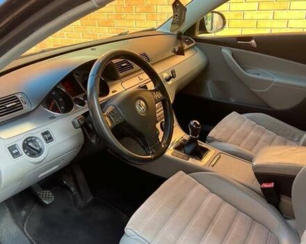 Черный Фольксваген Пассат, объемом двигателя 1.97 л и пробегом 259 тыс. км за 7500 $, фото 8 на Automoto.ua