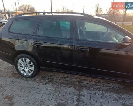 Чорний Фольксваген Пассат, об'ємом двигуна 1.9 л та пробігом 260 тис. км за 5600 $, фото 5 на Automoto.ua