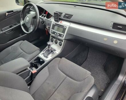 Чорний Фольксваген Пассат, об'ємом двигуна 1.97 л та пробігом 205 тис. км за 8600 $, фото 26 на Automoto.ua