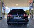 Черный Фольксваген Пассат, объемом двигателя 1.97 л и пробегом 256 тыс. км за 7000 $, фото 9 на Automoto.ua