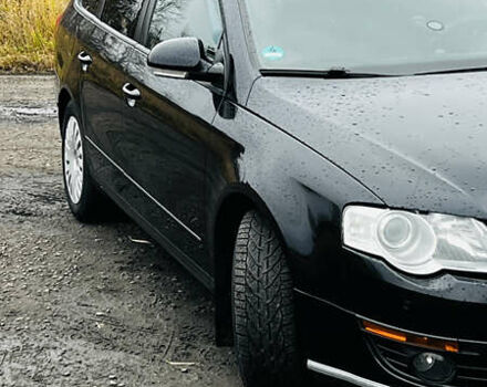 Черный Фольксваген Пассат, объемом двигателя 1.97 л и пробегом 343 тыс. км за 5500 $, фото 1 на Automoto.ua