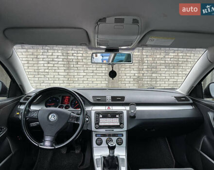 Чорний Фольксваген Пассат, об'ємом двигуна 2 л та пробігом 330 тис. км за 6500 $, фото 13 на Automoto.ua