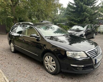Черный Фольксваген Пассат, объемом двигателя 0 л и пробегом 250 тыс. км за 1850 $, фото 3 на Automoto.ua
