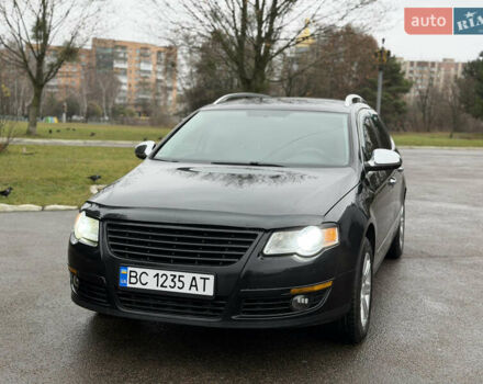 Черный Фольксваген Пассат, объемом двигателя 1.97 л и пробегом 370 тыс. км за 4700 $, фото 2 на Automoto.ua