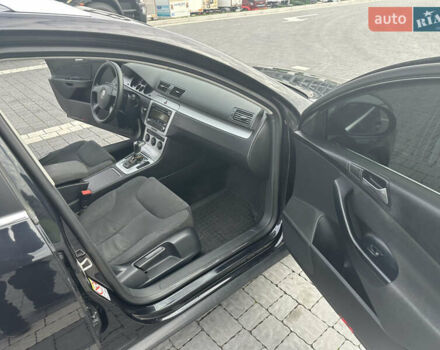 Черный Фольксваген Пассат, объемом двигателя 1.97 л и пробегом 280 тыс. км за 7400 $, фото 19 на Automoto.ua