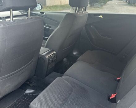 Черный Фольксваген Пассат, объемом двигателя 2 л и пробегом 300 тыс. км за 3200 $, фото 5 на Automoto.ua