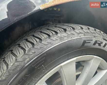 Черный Фольксваген Пассат, объемом двигателя 1.97 л и пробегом 280 тыс. км за 7400 $, фото 20 на Automoto.ua