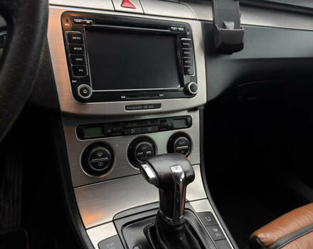 Чорний Фольксваген Пассат, об'ємом двигуна 2 л та пробігом 370 тис. км за 8100 $, фото 25 на Automoto.ua