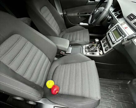 Черный Фольксваген Пассат, объемом двигателя 1.97 л и пробегом 306 тыс. км за 7000 $, фото 9 на Automoto.ua