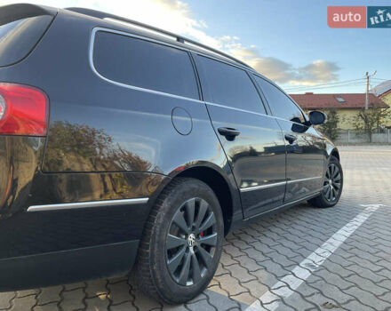 Черный Фольксваген Пассат, объемом двигателя 1.97 л и пробегом 415 тыс. км за 6500 $, фото 7 на Automoto.ua