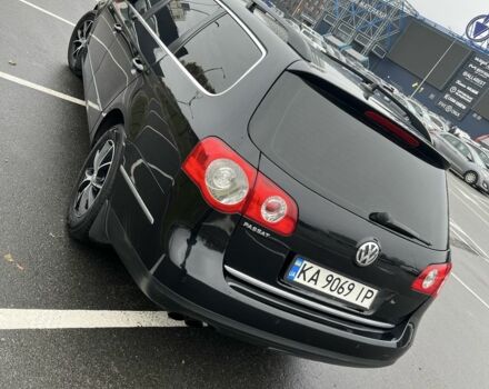 Чорний Фольксваген Пассат, об'ємом двигуна 2 л та пробігом 255 тис. км за 7100 $, фото 4 на Automoto.ua