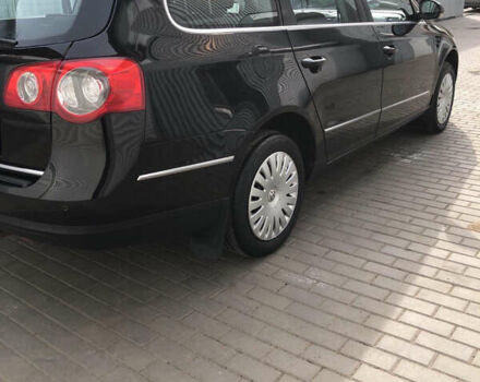 Чорний Фольксваген Пассат, об'ємом двигуна 2 л та пробігом 414 тис. км за 6700 $, фото 3 на Automoto.ua