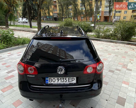 Черный Фольксваген Пассат, объемом двигателя 1.6 л и пробегом 326 тыс. км за 5499 $, фото 6 на Automoto.ua