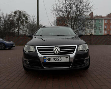 Чорний Фольксваген Пассат, об'ємом двигуна 2 л та пробігом 370 тис. км за 8100 $, фото 1 на Automoto.ua