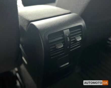 Черный Фольксваген Пассат, объемом двигателя 1.8 л и пробегом 296 тыс. км за 6700 $, фото 27 на Automoto.ua