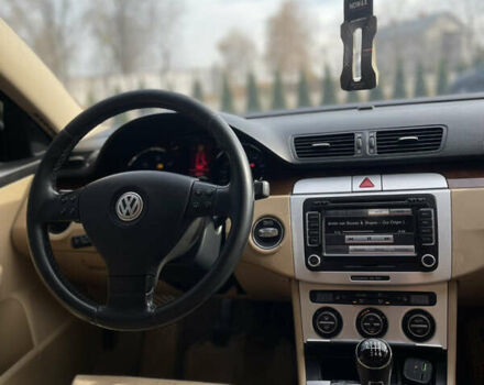 Чорний Фольксваген Пассат, об'ємом двигуна 1.97 л та пробігом 308 тис. км за 5500 $, фото 14 на Automoto.ua