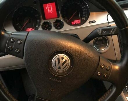 Черный Фольксваген Пассат, объемом двигателя 1.39 л и пробегом 193 тыс. км за 6600 $, фото 8 на Automoto.ua